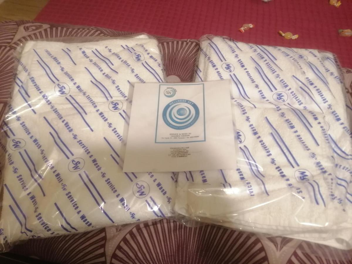 Emmanueli65 Fronte Clinica Per 5 Matrimoniale 2 Singoli 1 Divano Letto Piacenza Ngoại thất bức ảnh